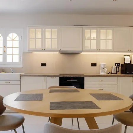Apartment Old Town Luxury 3 *