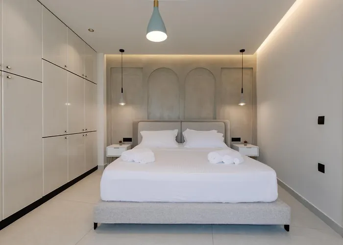 Old Town Luxury 3 شقة *